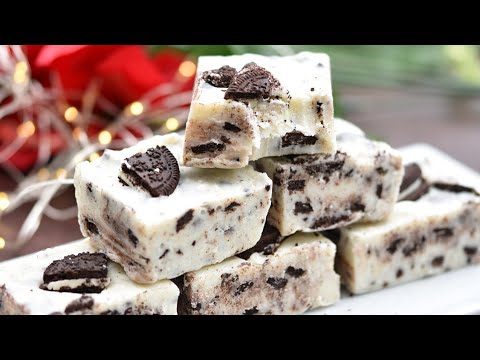 3 ingredient cookies & cream fudge