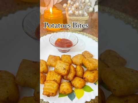 Potatoes Bites 😍😍😍#food #potatosnacks #potatobites #youtubeshorts #muskangarg2909