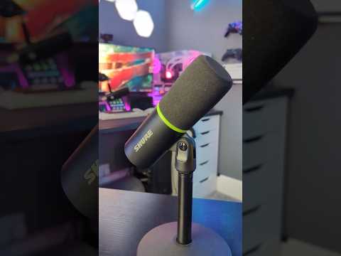 This is the Shure MV6 gaming microphone