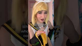 Kagamine Rin Hatsune miku cosplay meme #cosplay #vocaloid #kagaminerin #hatsunemiku #meme