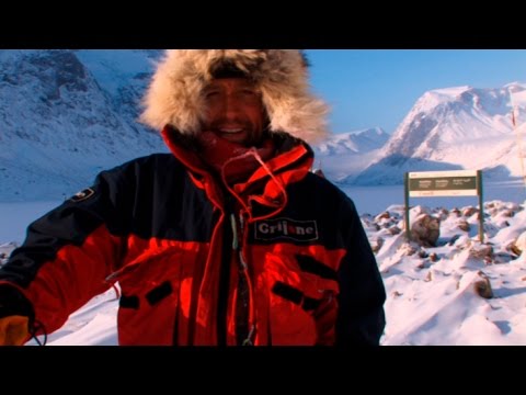 End of the crossing with skis - Akshayuk Pass 2008 expedition