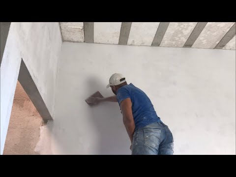 #126 - CONSTRUINDO A PRÓPRIA CASA- Emassando as paredes da sala