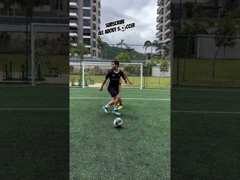 Fake Dribble Tutorial #football #soccer #dribbling #dribbles #dribble #fake #tutorial