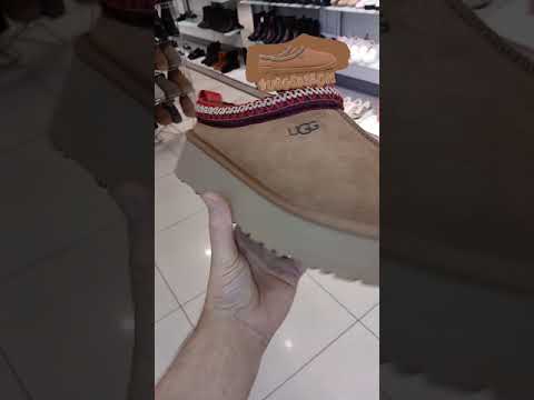 ugg tazz shoe review  #tazz #ugg #uggs #shoe #review #unboxing #shorts #shoereview