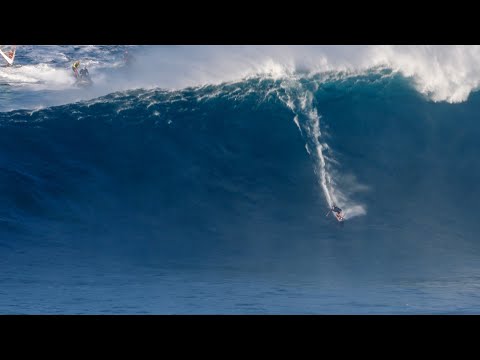 PE'AHI KAI LENNY INCREDIBLE TOW IN SURFING AND WING SURFING!!!