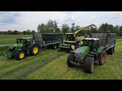 Grasernte 2023 Häckseln & Silieren / Grashäckseln mit dem LU Deeters im Emsland