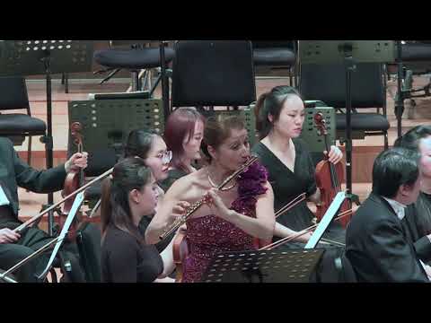 Armando Ghidoni: A Magical Concert(Concerto pour flûte, piano et orchestre à cordes)