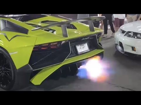 LAMBORGHINI SHOOTS FLAMES AT INSANE SUPERCAR MEET!