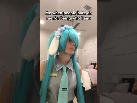 🥰 #vocaloid #hatsunemiku #miku #cosplay #silly #ashwolf323 #furry #therian