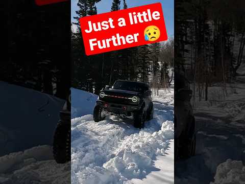 Jeep Vs Bronco Hill Climb - Who wins? 😳 #shorts #jeep #fordbronco