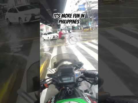 Ninja 650 in Flooded road | #princeprettypancake #ninjabike #kawasaki #ninja650 #manila #trending