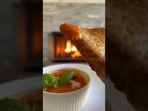 Creamy Roasted Tomato Soup 🍅 Full video available here: https://youtu.be/iSe3te2puZI