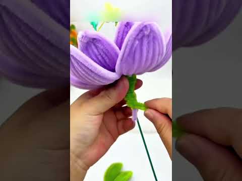 DIY pipe cleaner rose flower gift#diy #flowers #gift #craft #handmadegifts #rose #diyashion #ribbon