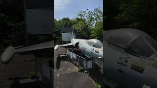 岡山県の京山ロープウェイ跡に残る自衛隊の戦闘機F104J