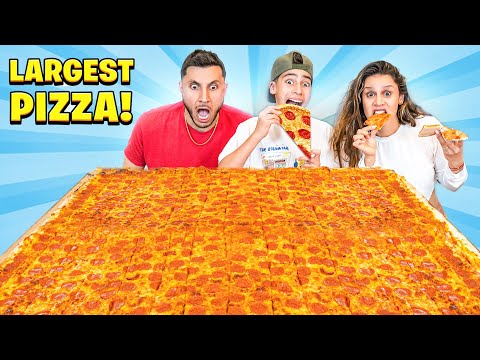 We ATE the World's LARGEST PIZZA!