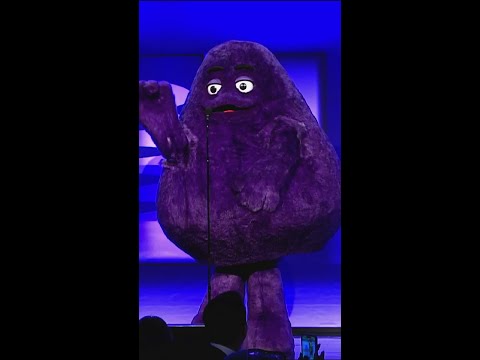 Grimace's 5-Word Speech at the 28th Annual #Webbys