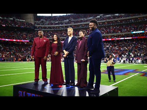 Pentatonix Performs the National Anthem