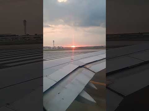 Sunset departure😎#travel #vlog #life #fly