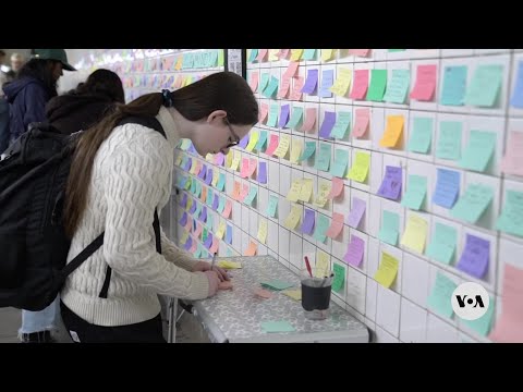 New York subway art project lets riders share worries, hopes, dreams | VOA News