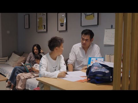 陈翔六点半：年少的梦想，家人的守望A young dream, a family watch.