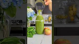 My Basil Green Detox Juice! Anti-inflammatory benefits #juicerecipe #juicing #detoxjuice