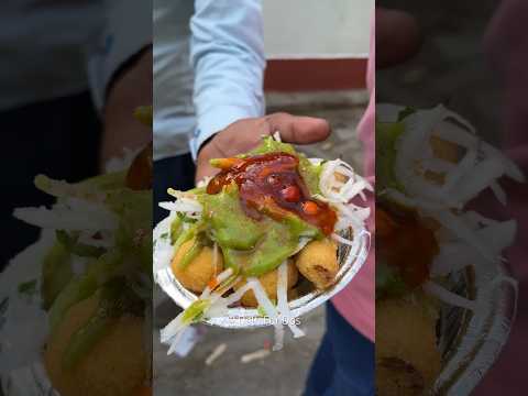 Ram Laddoo and Mirchi Pakoda - Spicy Tasty #delhistreetfood #delhifood #deliciousfood