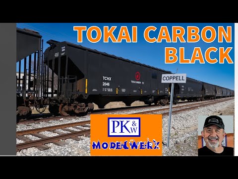 Carbon Black Freight Cars Railfan Coppell TX 2-13-2022