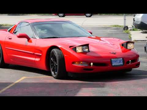 1998 CORVETTE C5  WITH GLOSS BLACK RIMS