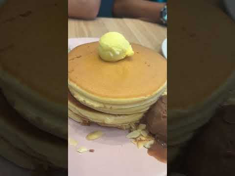 Belle-Ville Pancake Cafe #bugis #singapore