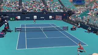 Fruhvirtova (16yo) vs Azarenka (32 yo). young starlet vs Grand Slam veteran at Miami Open 2022