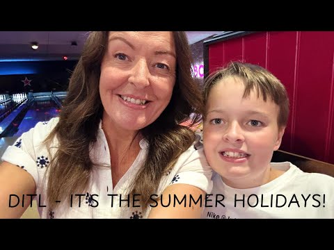 DITL - IT'S THE SUMMER HOLIDAYS! - AD