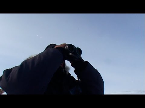 Watching Cape Liddon in Devon Island - Nanoq 2007 expedition