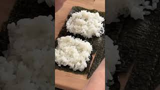 Folding Onigiri short - Japanese Cooking 101