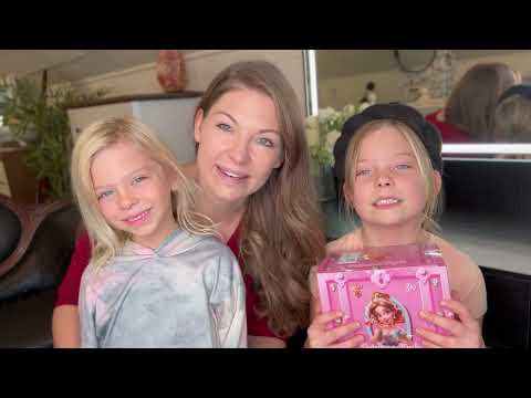 UNBOXING the CUTEST Kids Makeup Kit Ever!