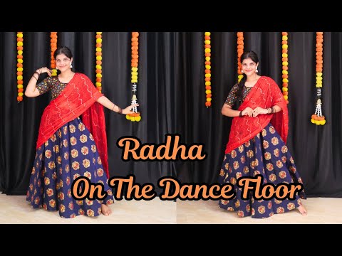 Radha teri chunri ; राधा तेरी चुनरी // student of the year // New Dance Video By Priya Sihara