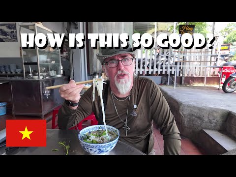 Vlog - E185- " I May Be Addicted To Vietnamese Soups!!"🇻🇳 Dalat