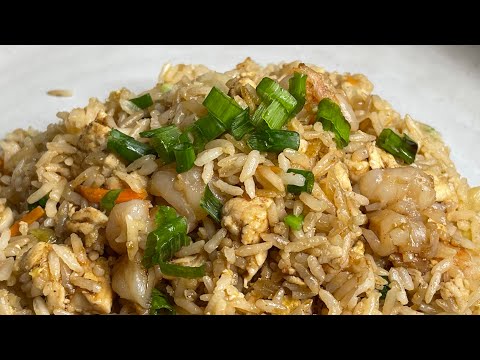 HOW TO MAKE FRIED RICE #friedrice #friedricerecipe #chickenfriedrice