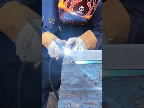 how to make a pry lever bar