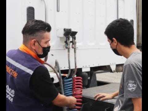 Video de Inducción en Camiones. Licencia  Tipo E - Instructor Gerardo Constante