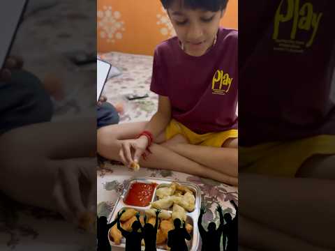 Momos Eating Challenge 🫢😱🤤 || Momos Khao Aur ₹5000 Le Jao || #momos #life #eating  #trending