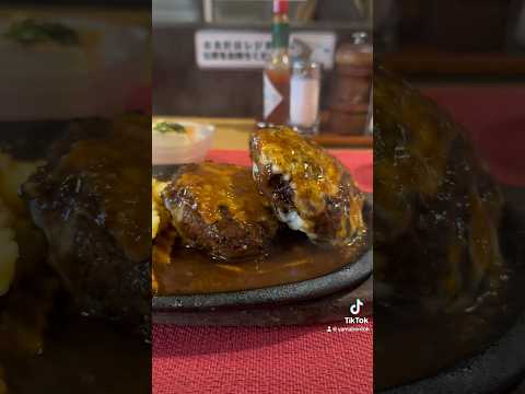 肥後橋のグリルニューピエロで、ハンバーグをダブル！