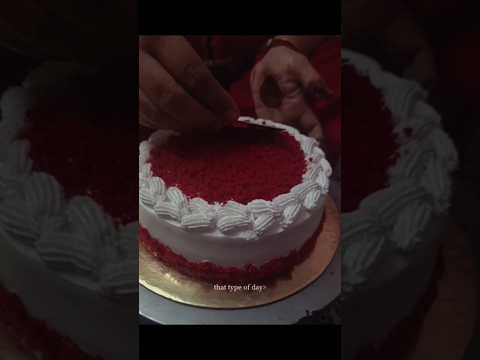 New year special 🎂 Red velvet cake #cake #newyear #cakedecoration