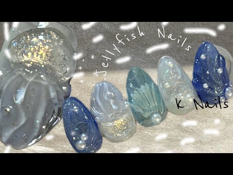 How to create a nail design inspired by summer seas and jellyfish