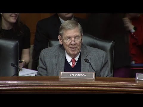 Isakson Introduces Emory Professor at Senate Health, Education, Labor and Pensions Hearing