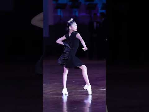 🤩👍Rumba Solo |Yihan Lin's Champion Appreciation Performance #dancer ##dance #ballroomdance #rumba