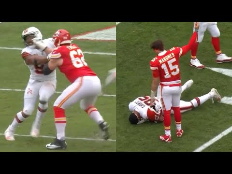 Myles Garrett Collapses After Getting POKED In The Eye!