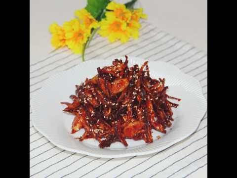 How to make spicy and sweet gochujang seasoned side dish stir-fried garlic anchovies