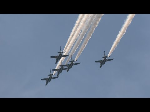 【4K】ブルーインパルスが仙台開催の東北六魂祭で仙台上空を展示飛行した