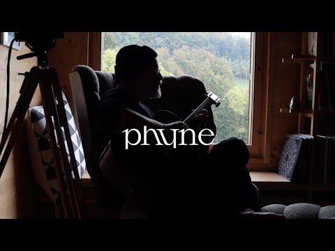 Phyne – a burning heart: unplugged v/s production