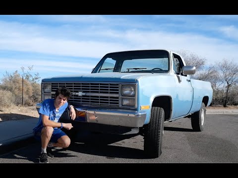 Here's What it's Like to Drive a Pickup Truck From the 1980's